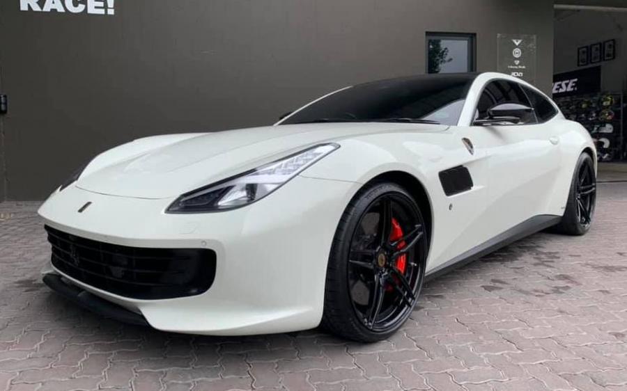Ferrari GTC4Lusso T by RACE! '2019